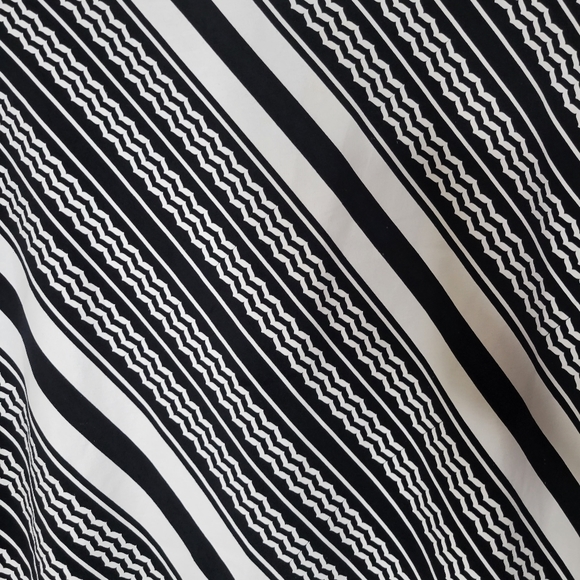 Black Scale Six Degrees Of Separation Men's Tee - Picture 5 of 6